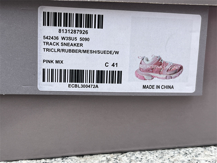 Ba*len*cia*ga track trainer 