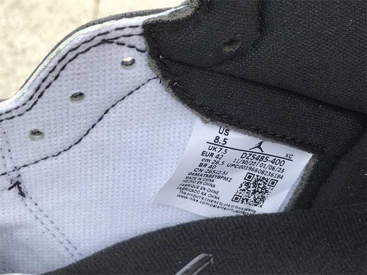 Air Jordan 1 High OG University Blue DZ5485-400