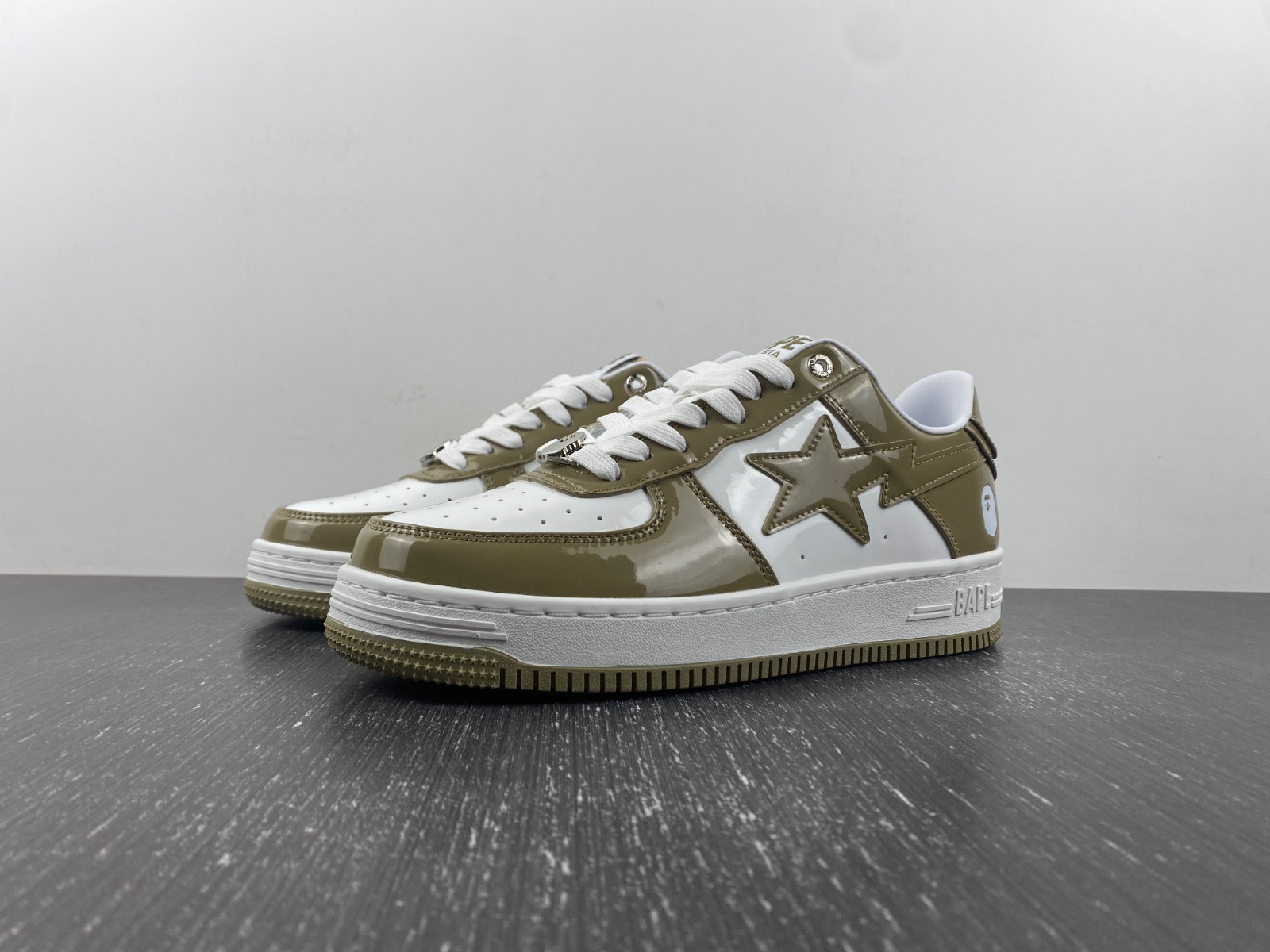 BAPE SNEAKERS