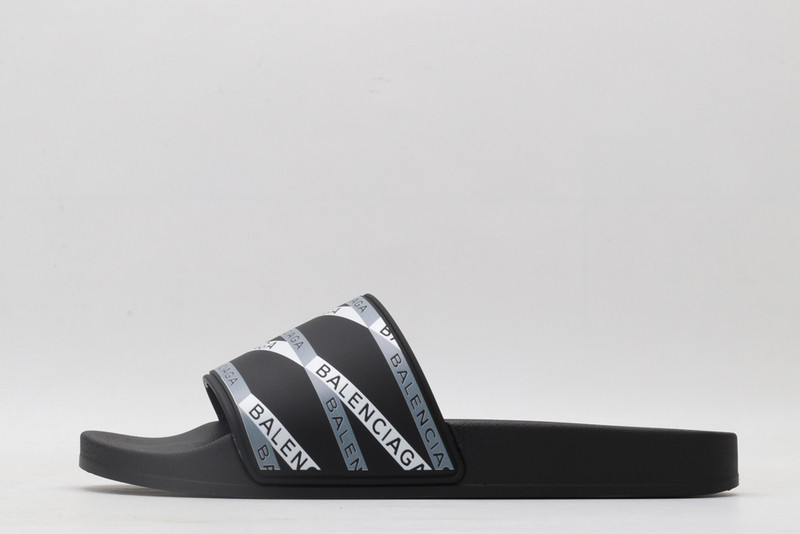 Ba*len*cia*ga slides