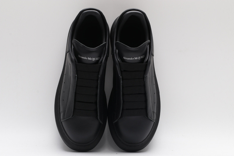 ALEXANDER MCQUEEN SNEAKER