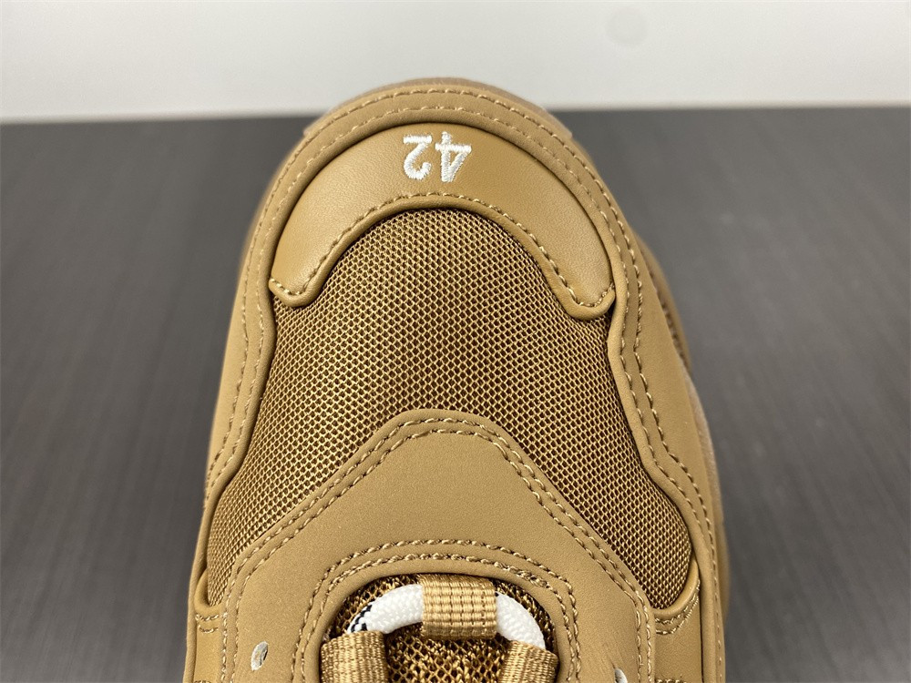 Ba*len*cia*ga triple s 5415624 w2ga1 2706