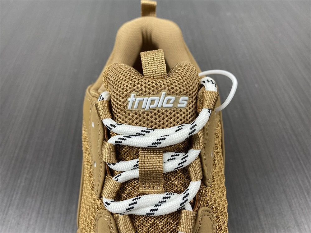 Ba*len*cia*ga triple s 5415624 w2ga1 2706