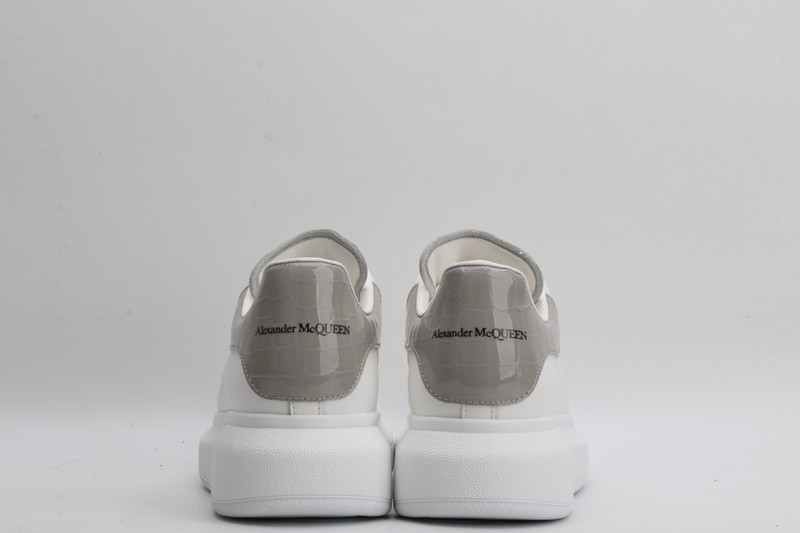 ALEXANDER MCQUEEN SNEAKER