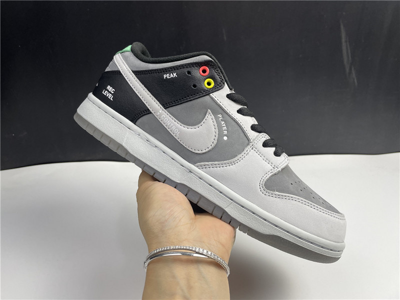 NIKE DUNK LOW “CAMCORDER” CV1659-001