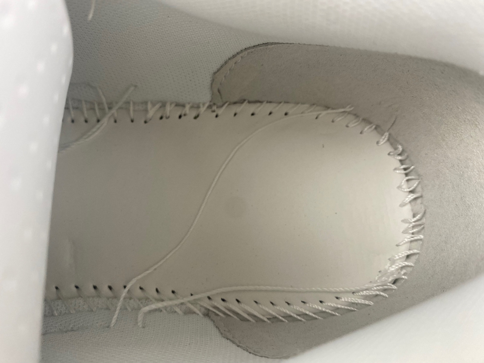 Off-White c/o Virgil Abloh