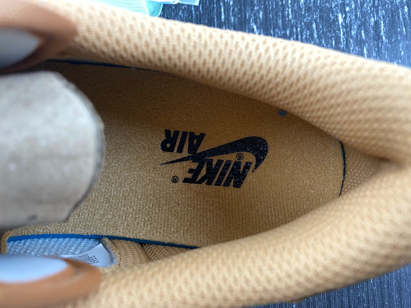 TRAVIS SCOTT X AIR JORDAN 1 LOW TOP