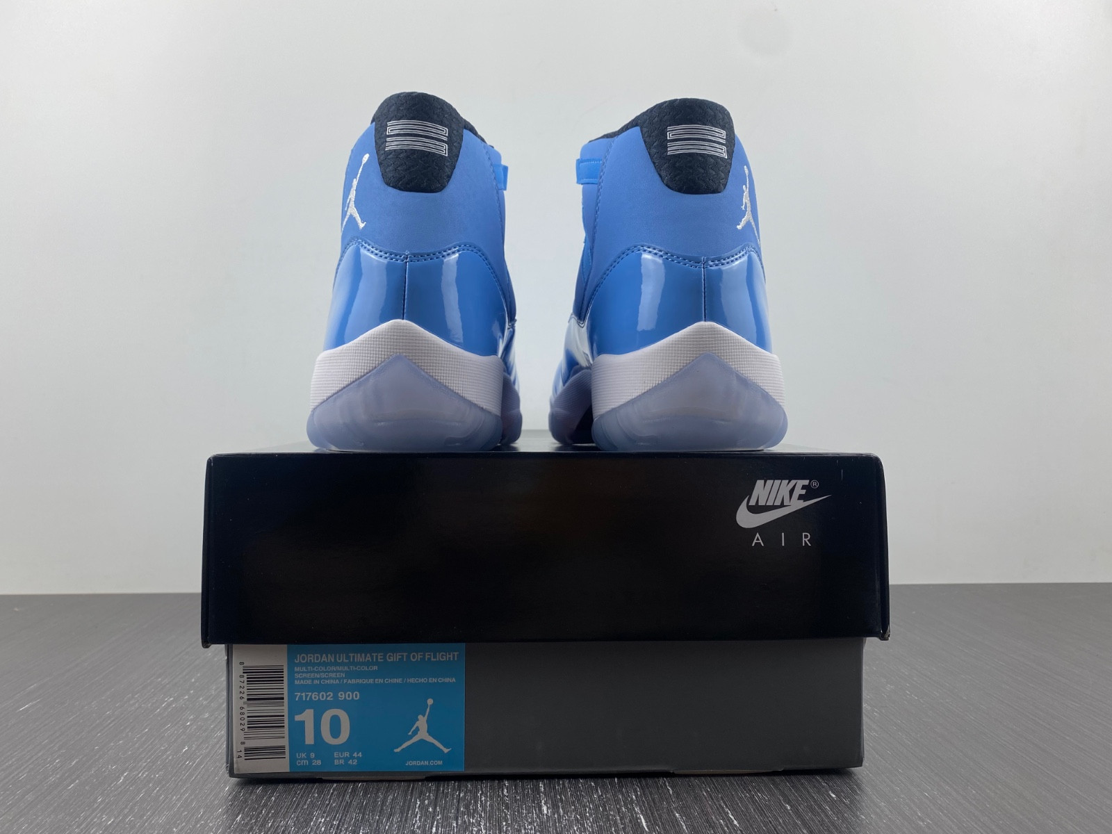 Jordan Ultimate Gift of Flight (11/29) - 717602-900