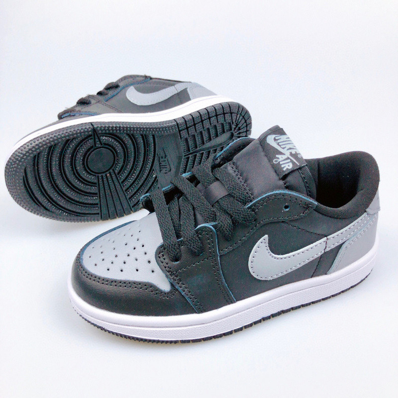 AIR JORDAN 1 KIDS SHOES