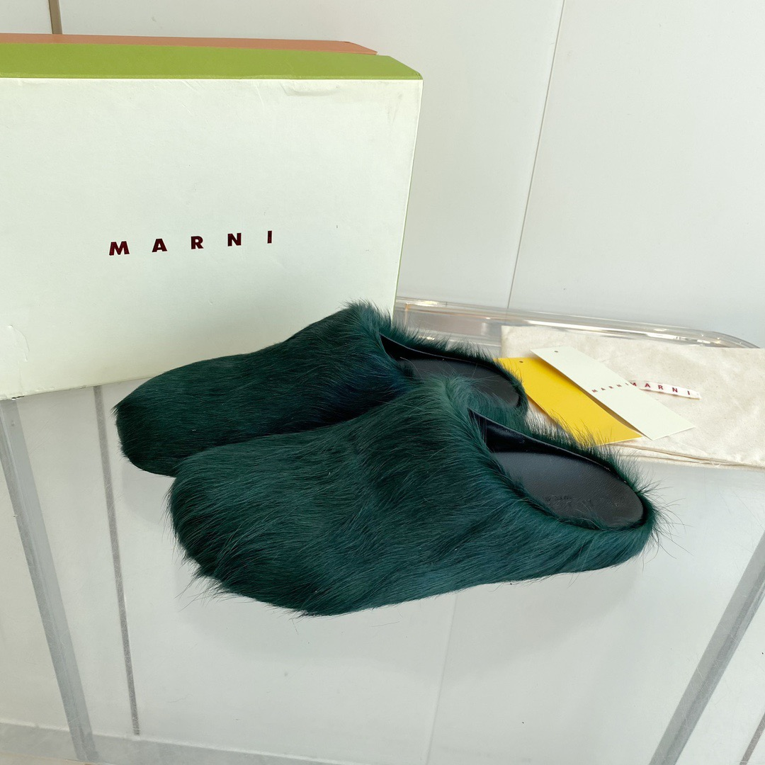 MARNI Green Fussbett Sabot Loafers