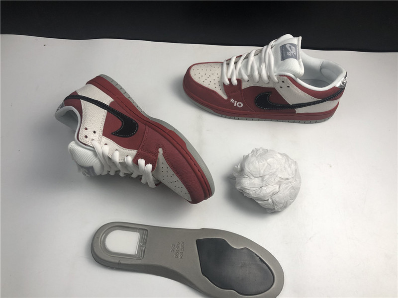 NIKE DUNK LOW “ROLLER DERBY” 313170-601