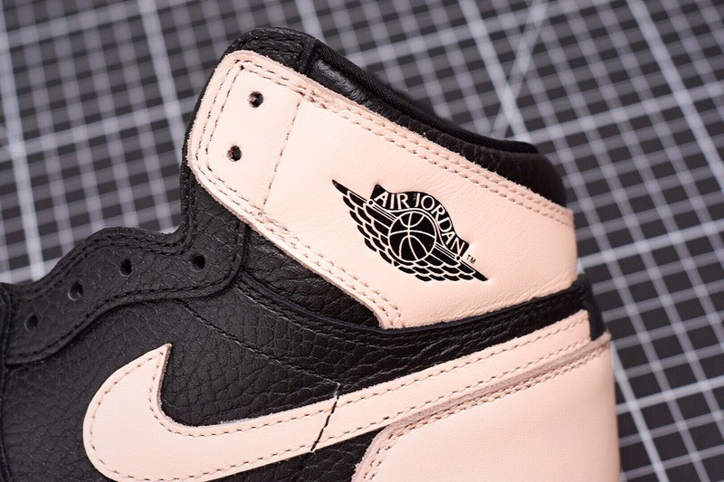 Air Jordan Retro AJ1 High OG “Crimson Tint” 575441-081