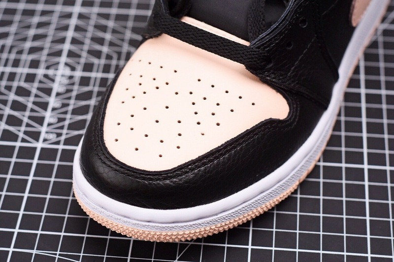 Air Jordan Retro AJ1 High OG “Crimson Tint” 575441-081