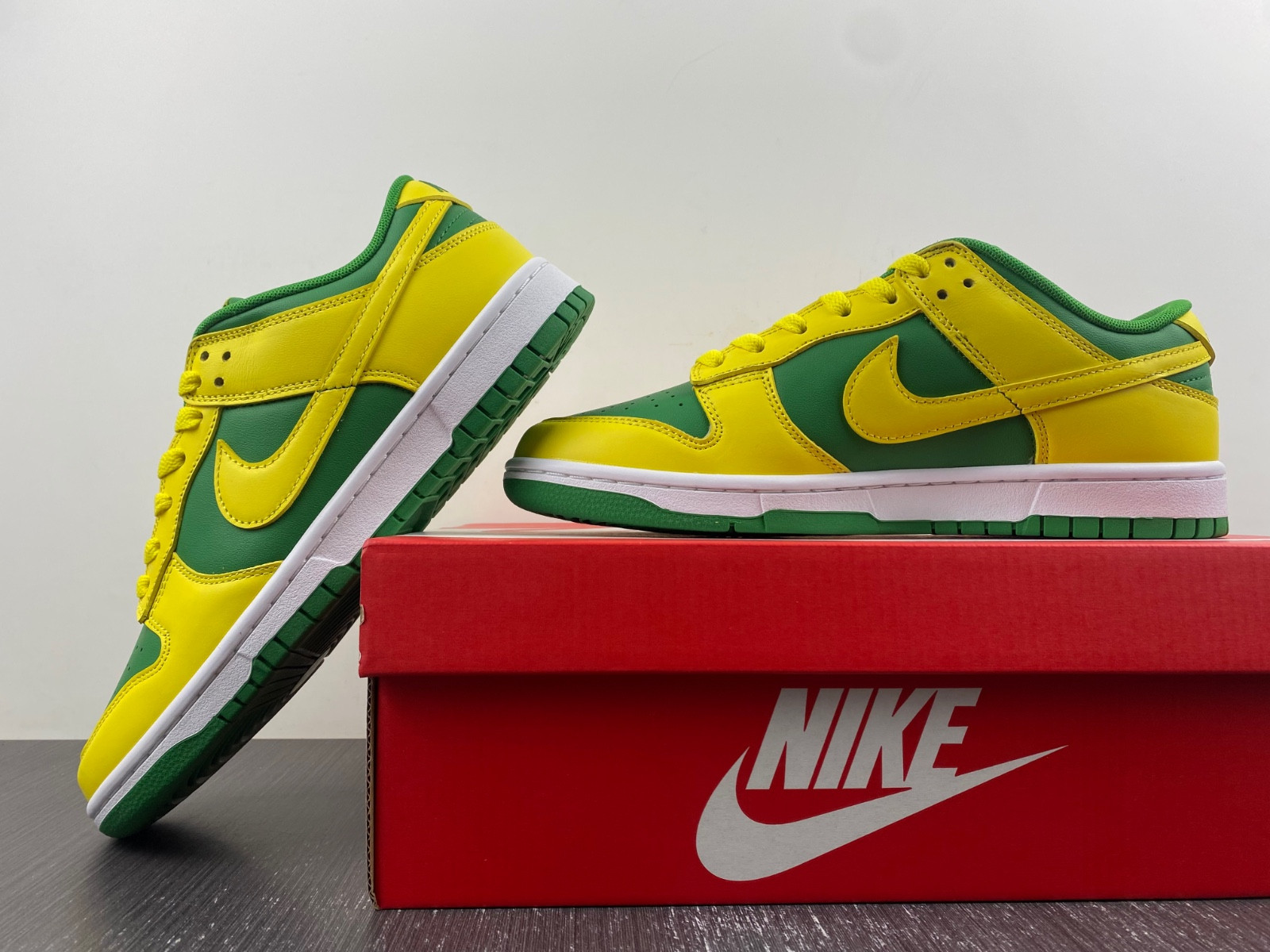 Nike Dunk Low “Reverse Brazil” DV0833-300