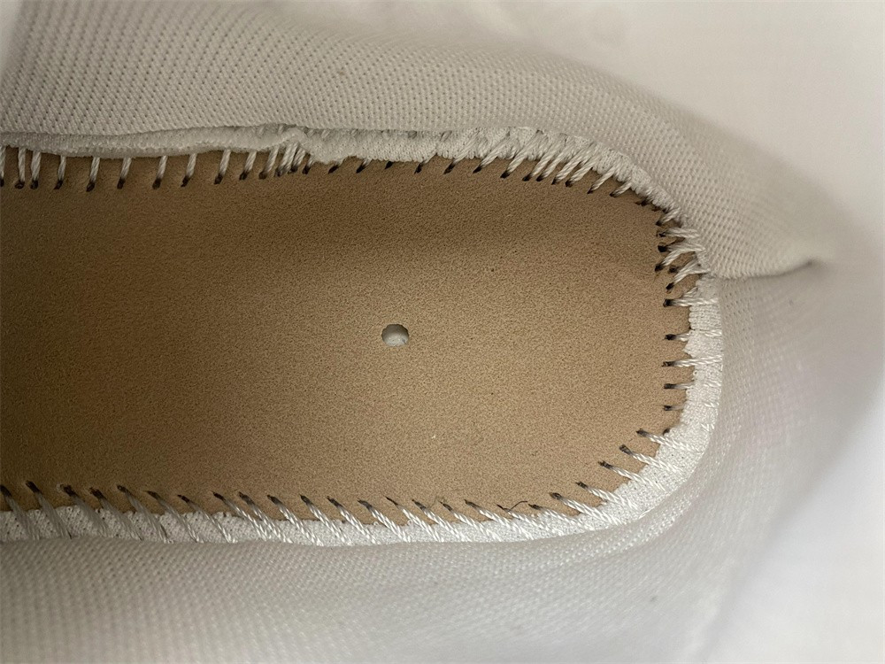 Ba*len*cia*ga runner 677402 w3rbl 8100