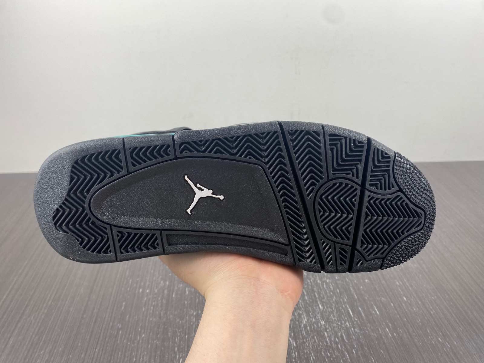 Jordan 4 Retro BQ7669-132