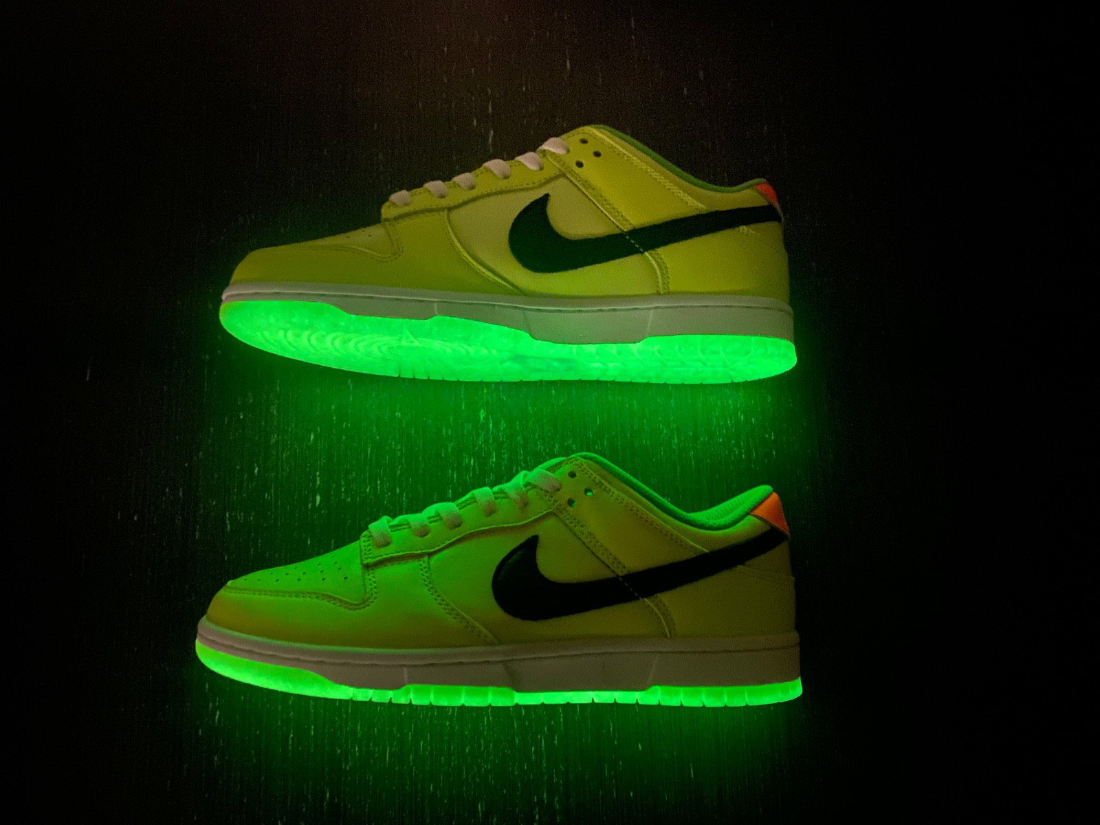 Nike Dunk Low “Glow in the Dark” FJ4610-702