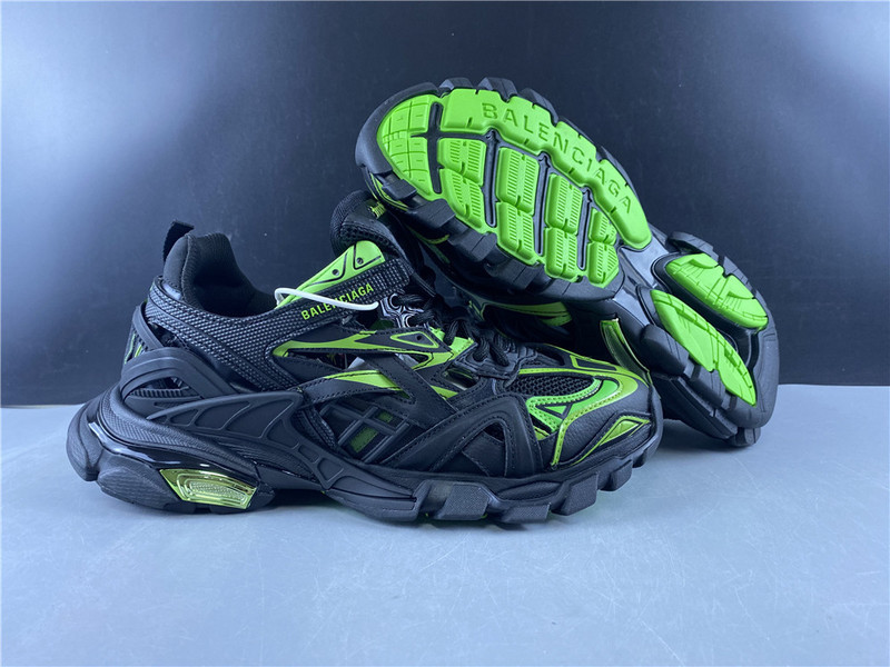 Ba*len*cia*ga tess s. gomma trek low top sneakers (black and green) 570391 w2gn1 1012