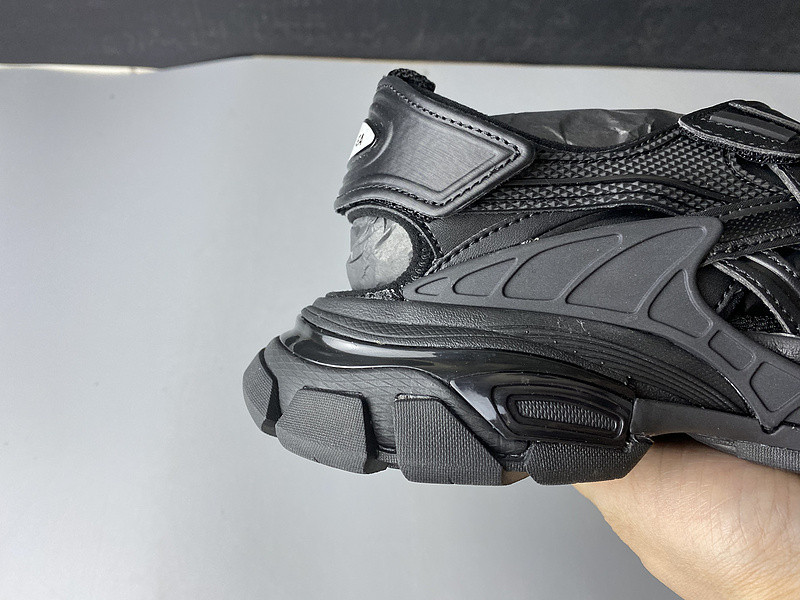 Ba*len*cia*ga track sandal monocolor neoprene/rubber black 617542 w2cc1 1000