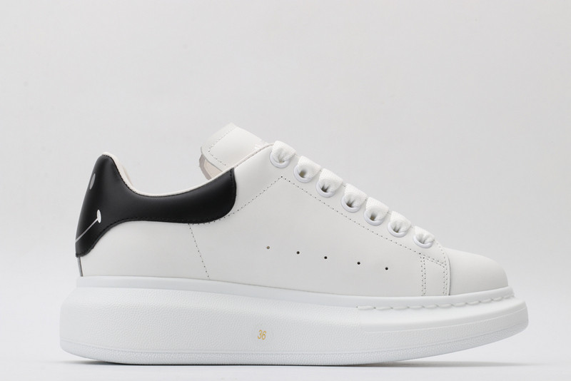 ALEXANDER MCQUEEN SNEAKER
