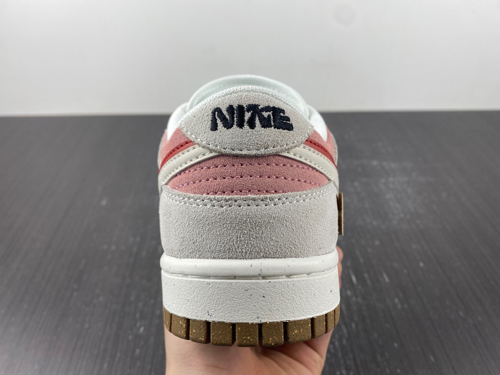 Nike Dunk Low SE DO9457-110