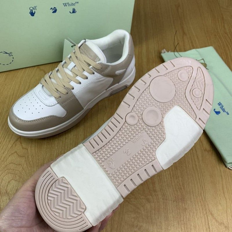 Off-White c/o Virgil Abloh