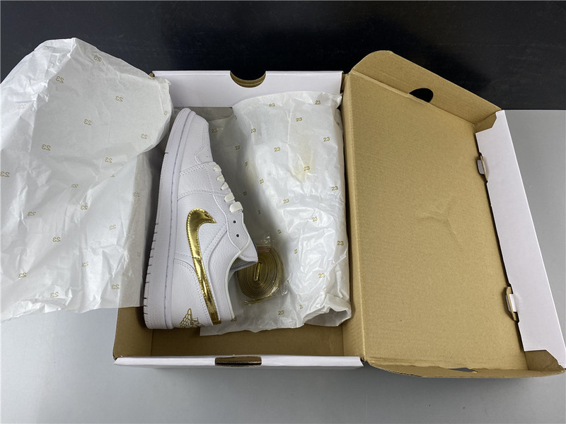 Air Jordan 1 Low SE CZ4776-100