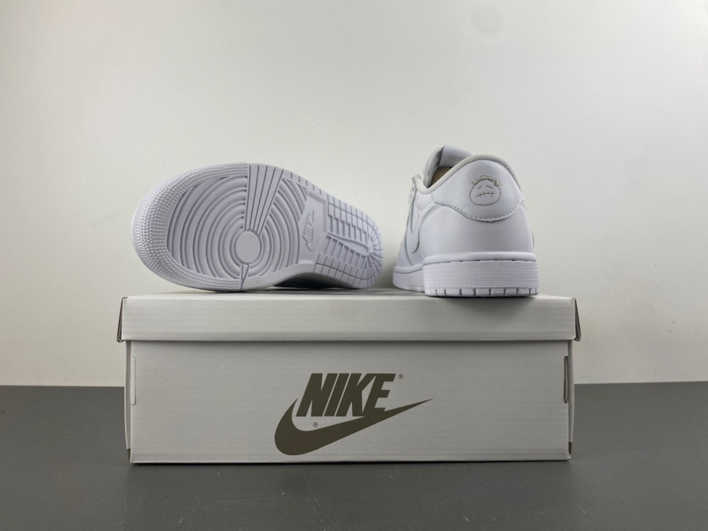 Air Jordan 1 Retro Low OG Travis Scott White Part TD1228-111