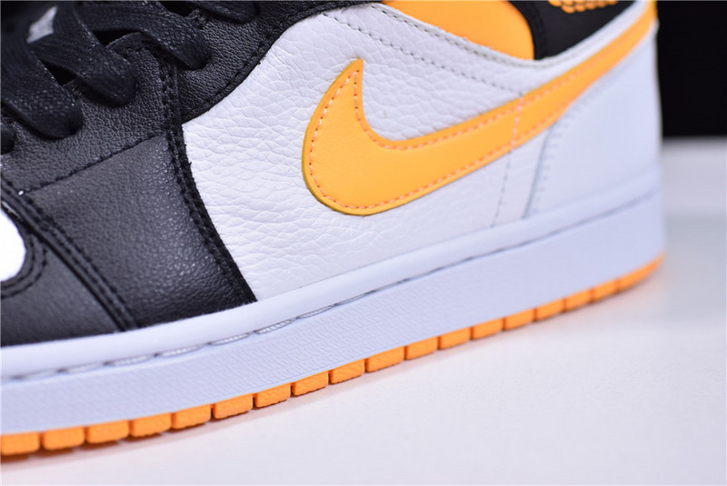 Air Jordan 1 Mid CV5276 107