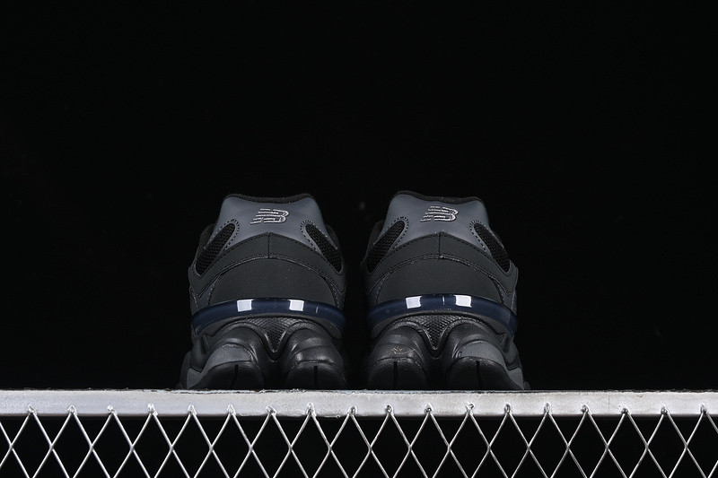 New Balance 9060 "Triple Black" U9060ZGE