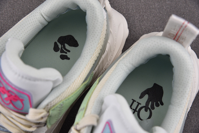 OW C/O ODSY-1000 SPORTS SHOES