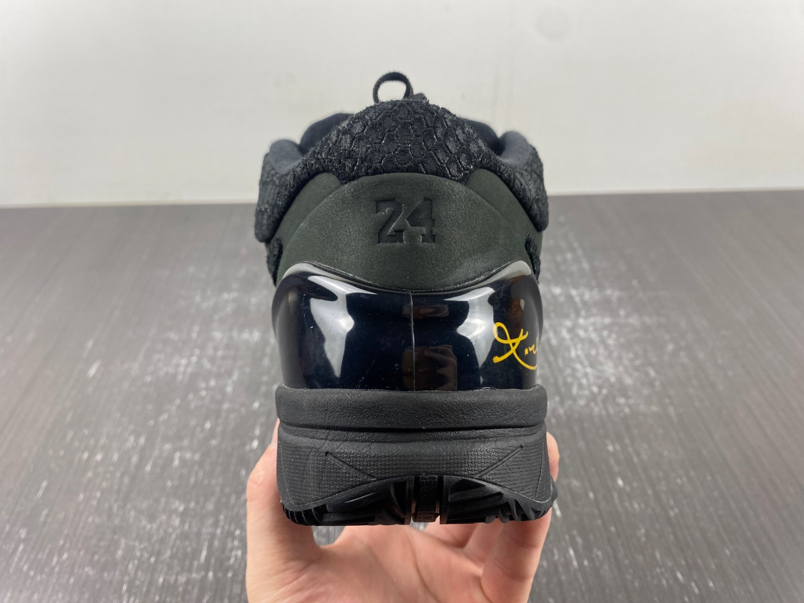 Nike Kobe 4 Protro Gift of Mamba Men