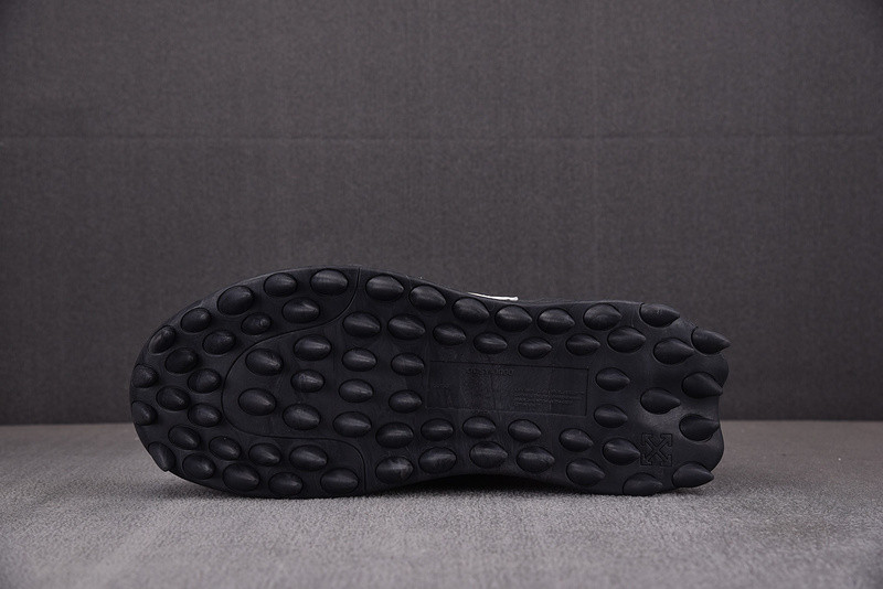 OW C/O ODSY-1000 SPORTS SHOES