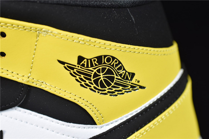 Air Jordan 1 Mid AJ1 852542-071