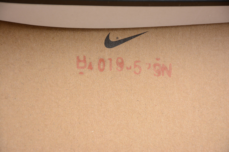 Air Jordan 1 Retro High Bloodline 555088-062