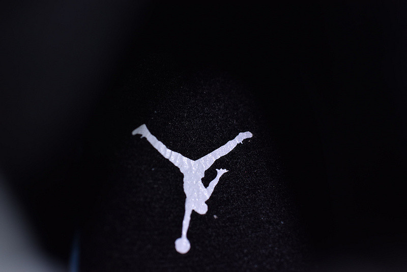 Jordan 1 Mid Black Noble Red (W) BQ6472-016