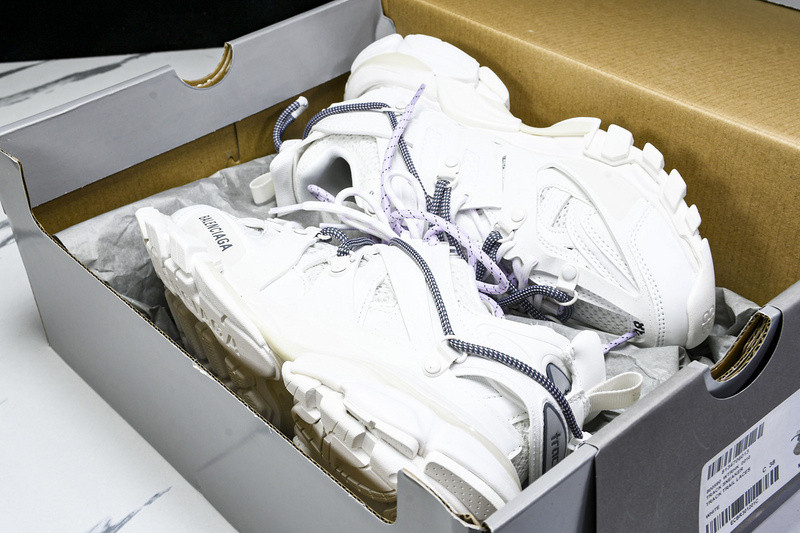 BALENCIAGA TRACK 800590 WTRHK 0010