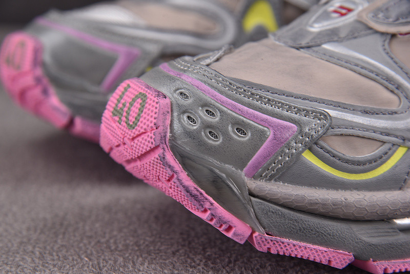 Balenciaga Runner 779064-W3RBXP-0213