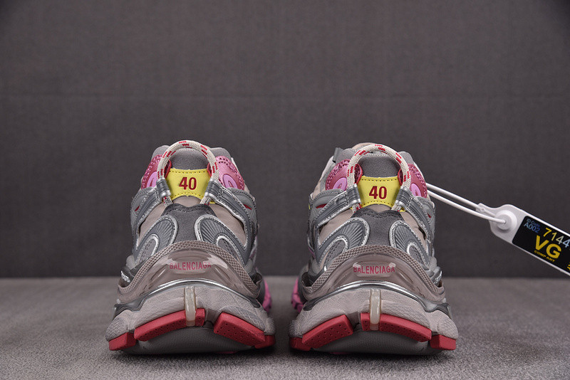 Balenciaga Runner 779064-W3RBXP-0213